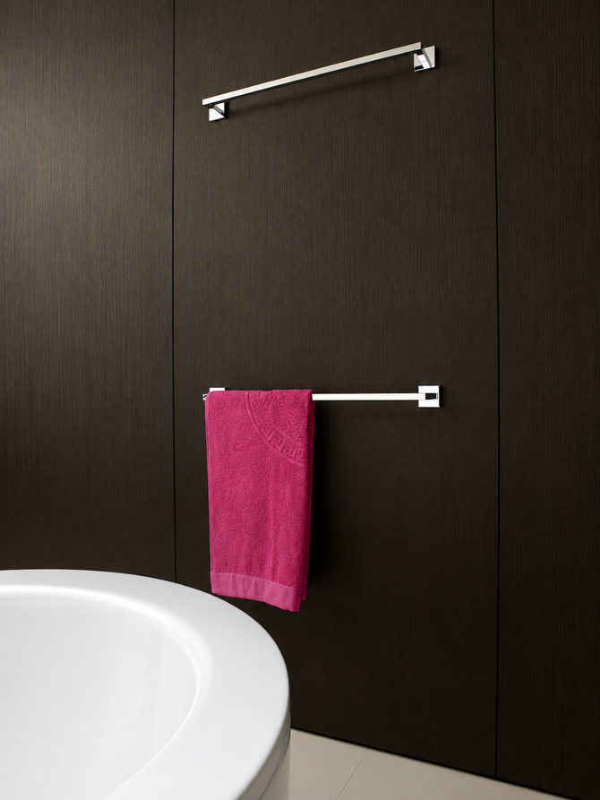 Balencea_towel_rack