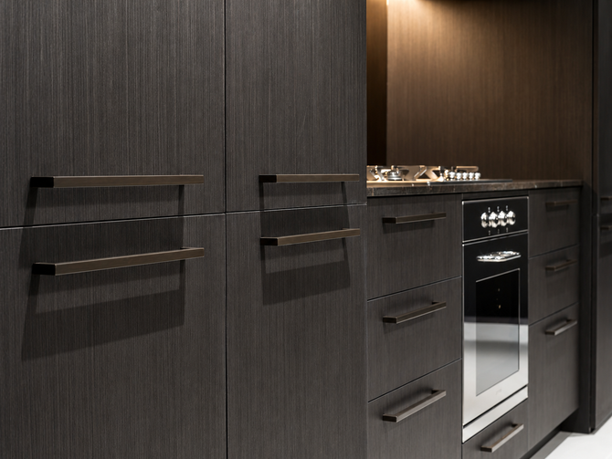 Moody_Modern_Charcoal_Kitchen